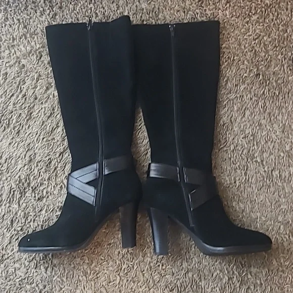 Chaps Candence Black Suede Leather Boots - Picture 4 of 10